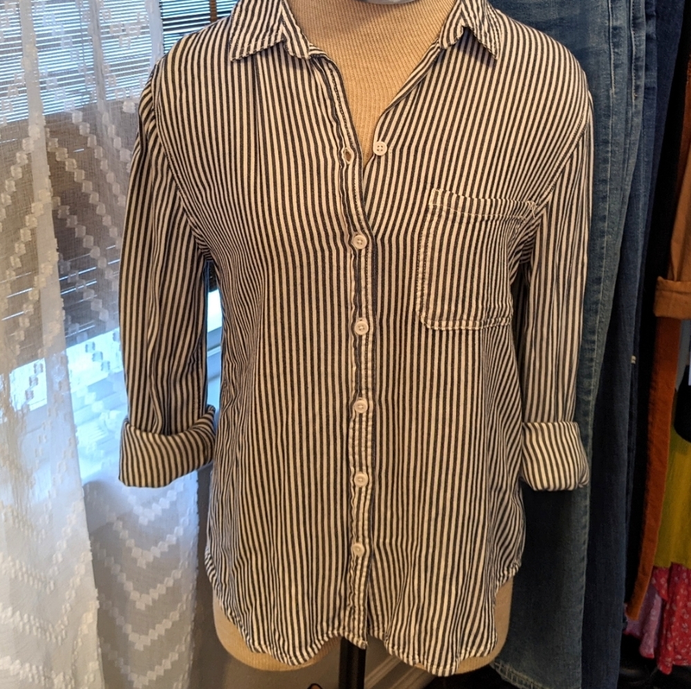 Beach Lunch Lounge Blue Striped Blouse - Picture 3 of 7